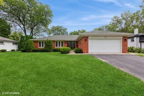 Photo of 29 Springlake Avenue, Hinsdale, IL 60521 (MLS # 12653783)