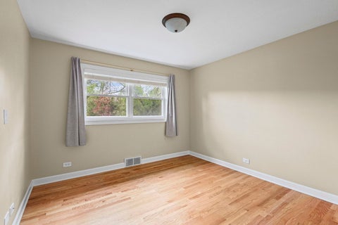 Tiny photo for 29 Springlake Avenue, Hinsdale, IL 60521 (MLS # 12653783)