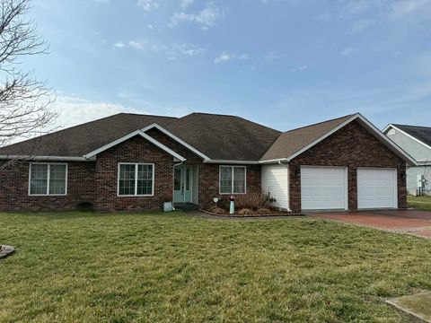 Photo of 1111 Early Bird Lane, Marion, IL 62959 (MLS # 12581978)