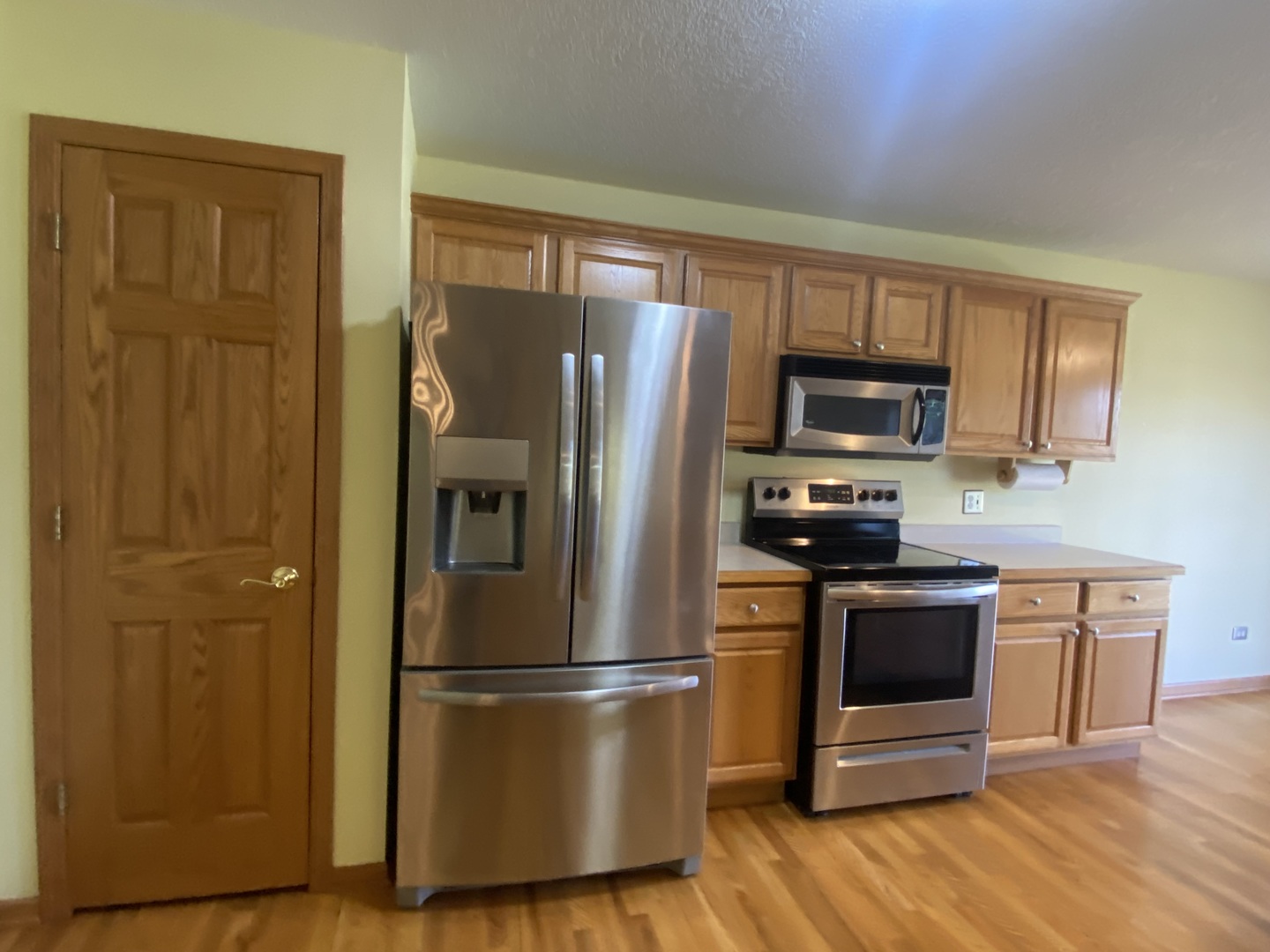 831 Oriole Drive
