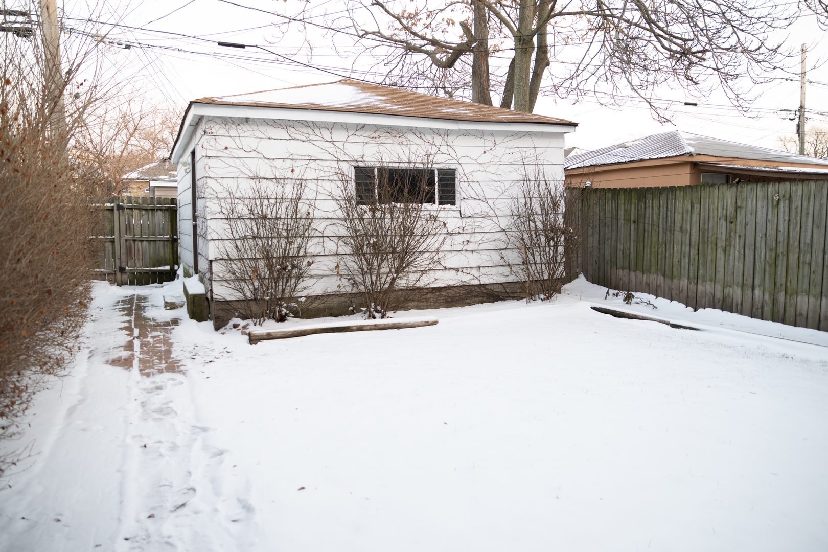 1429 N Linder Avenue