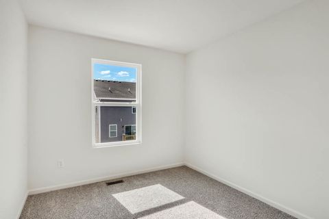 Tiny photo for 422 lakeshore Court, St. Charles, IL 60174 (MLS # 12546807)