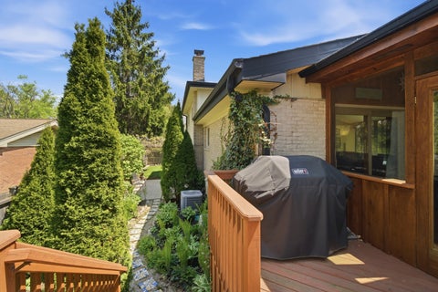 Tiny photo for 12 Turnbull Woods Court, Highland Park, IL 60035 (MLS # 12649302)