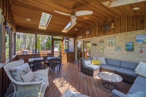 Tiny photo for 12 Turnbull Woods Court, Highland Park, IL 60035 (MLS # 12649302)