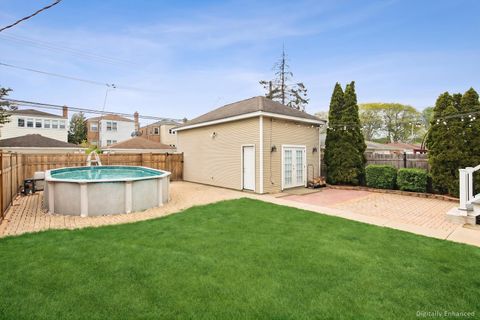 Tiny photo for 5836 N Manton Avenue, Chicago, IL 60646 (MLS # 12634205)