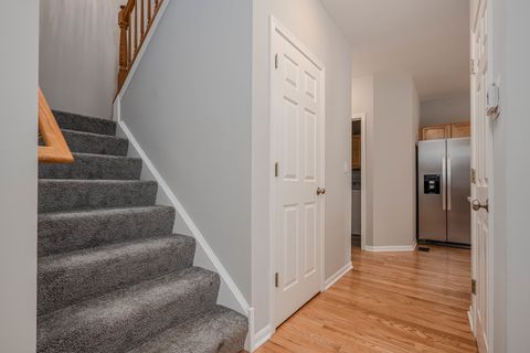 Tiny photo for 134 Woodview Court #134, Glen Ellyn, IL 60137 (MLS # 12571864)