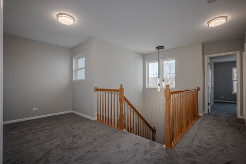 Tiny photo for 134 Woodview Court #134, Glen Ellyn, IL 60137 (MLS # 12571864)