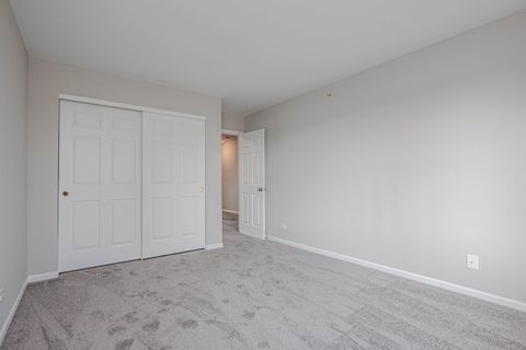 Tiny photo for 134 Woodview Court #134, Glen Ellyn, IL 60137 (MLS # 12571864)