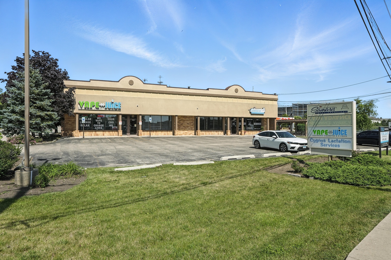 1500 S Lake Street
