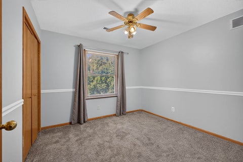 Tiny photo for 4816 Norfolk Place, Bettendorf, IA 52722 (MLS # 12787973)
