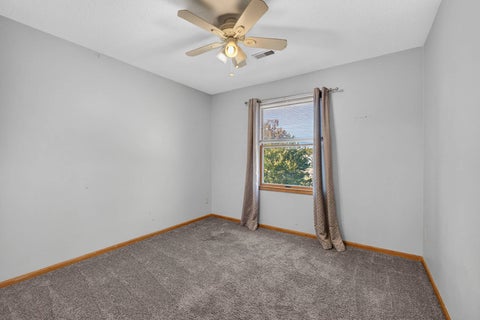 Tiny photo for 4816 Norfolk Place, Bettendorf, IA 52722 (MLS # 12787973)