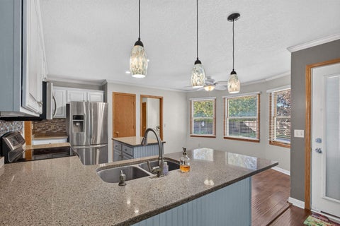 Tiny photo for 4816 Norfolk Place, Bettendorf, IA 52722 (MLS # 12787973)