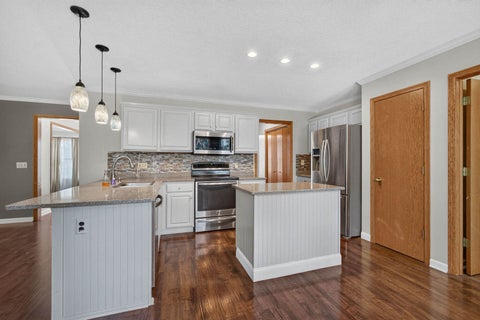 Tiny photo for 4816 Norfolk Place, Bettendorf, IA 52722 (MLS # 12787973)