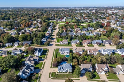 Tiny photo for 4816 Norfolk Place, Bettendorf, IA 52722 (MLS # 12787973)