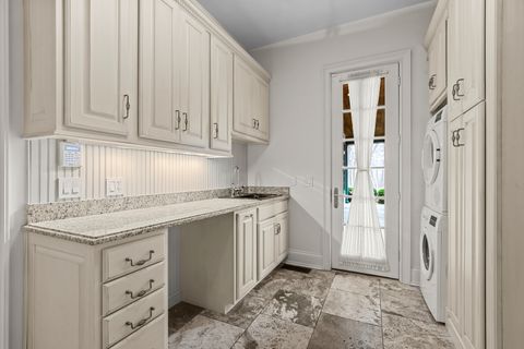 Tiny photo for 338 E Witchwood Lane, Lake Bluff, IL 60044 (MLS # 12610243)