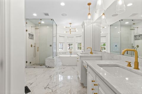 Tiny photo for 338 E Witchwood Lane, Lake Bluff, IL 60044 (MLS # 12610243)