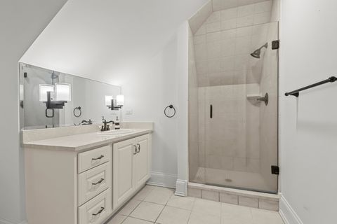 Tiny photo for 338 E Witchwood Lane, Lake Bluff, IL 60044 (MLS # 12610243)