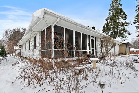 Tiny photo for 419 Roland Avenue, Rockford, IL 61107 (MLS # 12597555)