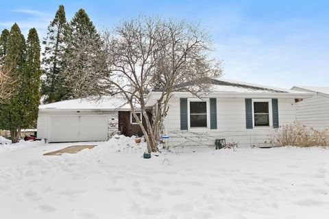 Photo of 419 Roland Avenue, Rockford, IL 61107 (MLS # 12597555)
