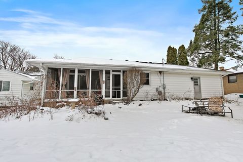 Tiny photo for 419 Roland Avenue, Rockford, IL 61107 (MLS # 12597555)