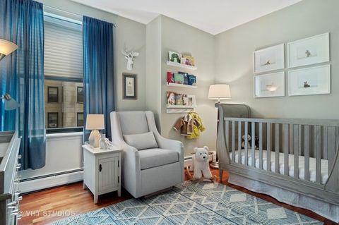 Tiny photo for 2100 N LINCOLN PARK WEST #5DS, Chicago, IL 60614 (MLS # 12540336)