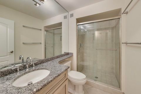 Tiny photo for 2100 N LINCOLN PARK WEST #5DS, Chicago, IL 60614 (MLS # 12540336)