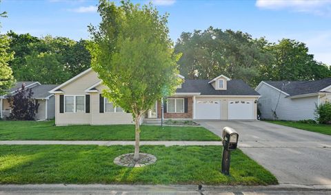 Tiny photo for 2502 Goodfield Drive, Urbana, IL 61802 (MLS # 12638018)