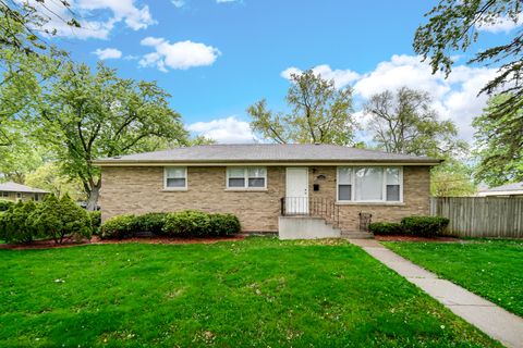 Photo of 3802 213th Place, Matteson, IL 60443 (MLS # 12635545)