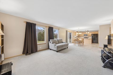 Tiny photo for 521 Waterford Drive, Oswego, IL 60543 (MLS # 12587125)