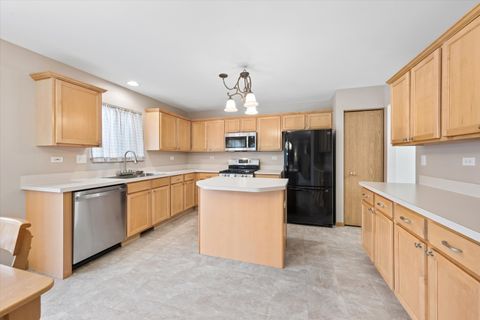 Tiny photo for 521 Waterford Drive, Oswego, IL 60543 (MLS # 12587125)