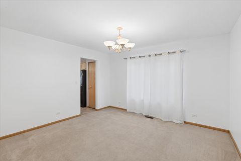 Tiny photo for 521 Waterford Drive, Oswego, IL 60543 (MLS # 12587125)