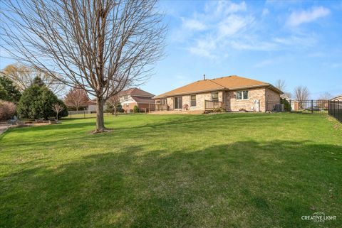 Tiny photo for 22123 Pembrook Drive, Frankfort, IL 60423 (MLS # 12618683)