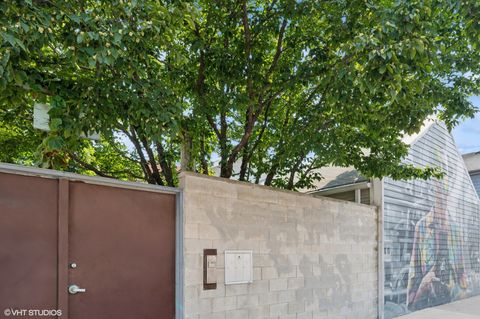 1653 W North Avenue Chicago IL 60622