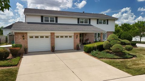 Tiny photo for 15624 Sunset Ridge Drive, Orland Park, IL 60462 (MLS # 12401231)