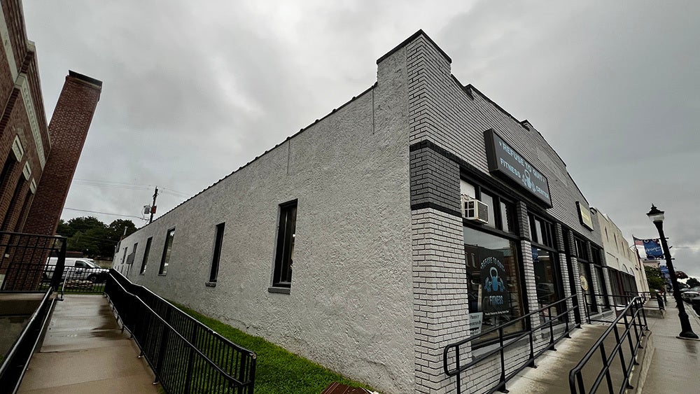 222 W Main Street