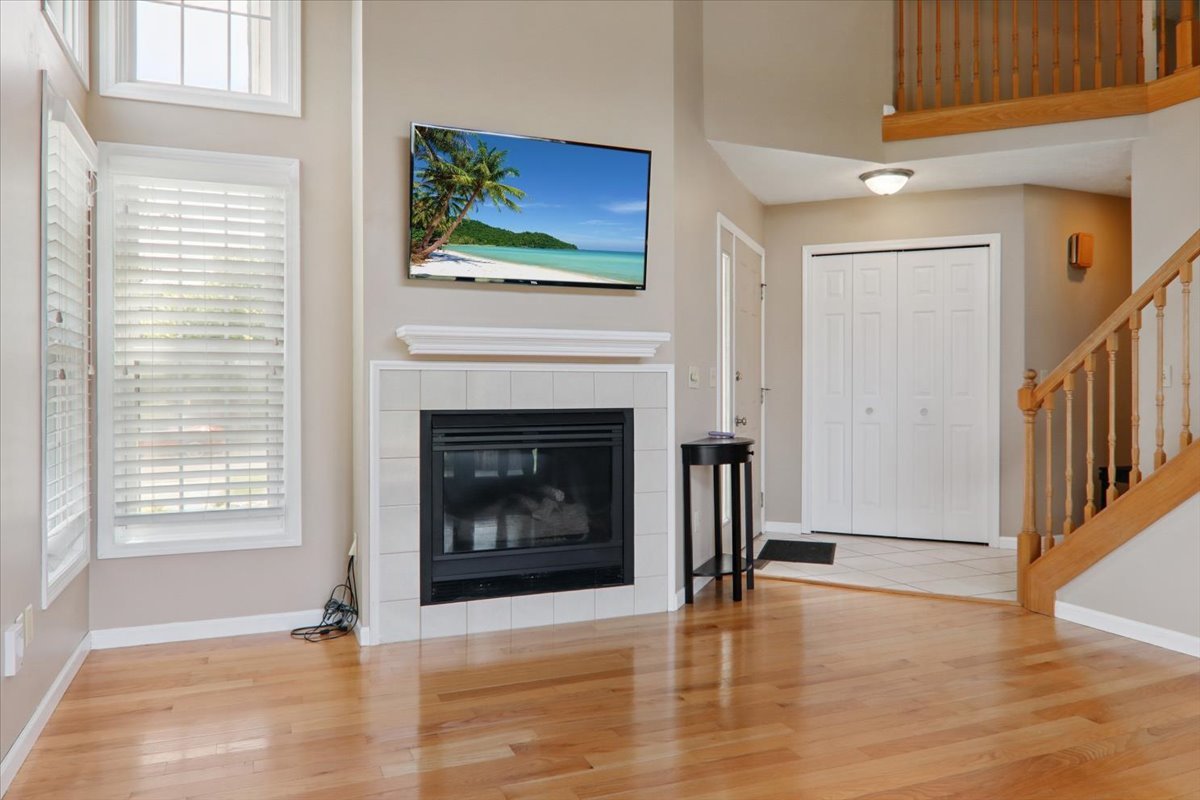 1506 Tamarack Trail B