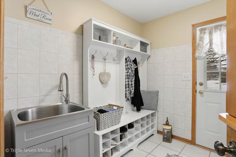 Tiny photo for 17050 Kerry Avenue, Orland Park, IL 60467 (MLS # 12581822)