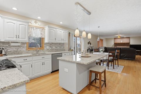 Tiny photo for 17050 Kerry Avenue, Orland Park, IL 60467 (MLS # 12581822)