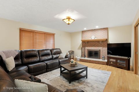 Tiny photo for 17050 Kerry Avenue, Orland Park, IL 60467 (MLS # 12581822)