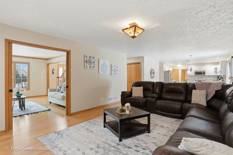 Tiny photo for 17050 Kerry Avenue, Orland Park, IL 60467 (MLS # 12581822)