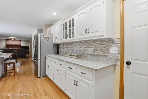 Tiny photo for 17050 Kerry Avenue, Orland Park, IL 60467 (MLS # 12581822)