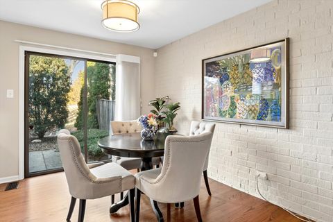 Tiny photo for 19W014 Avenue Normandy, Oak Brook, IL 60523 (MLS # 12607357)