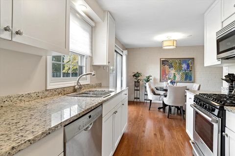 Tiny photo for 19W014 Avenue Normandy, Oak Brook, IL 60523 (MLS # 12607357)