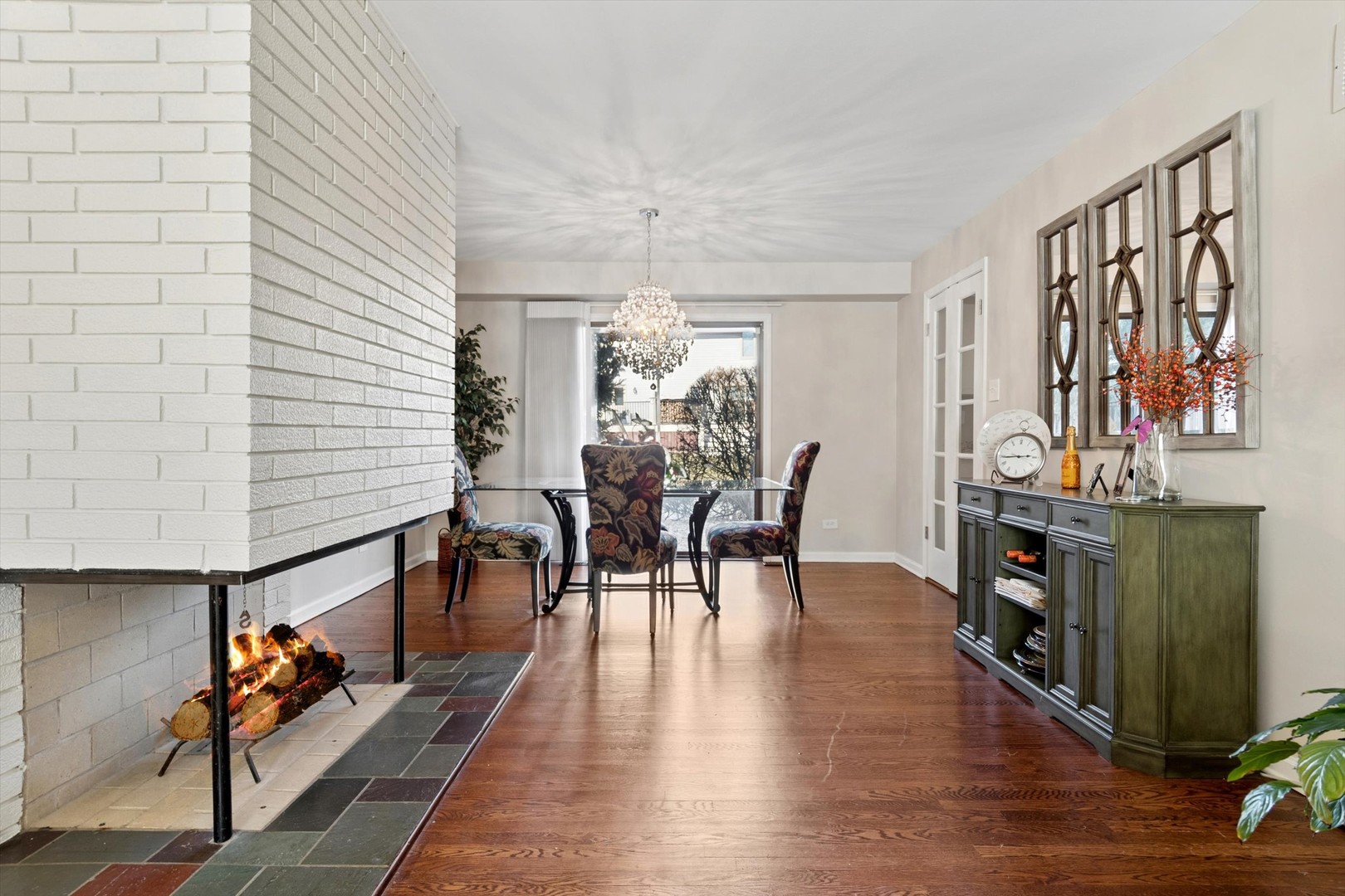 19W014 Avenue Normandy