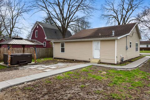 Tiny photo for 112 E Center Street, Seymour, IL 61875 (MLS # 12573673)