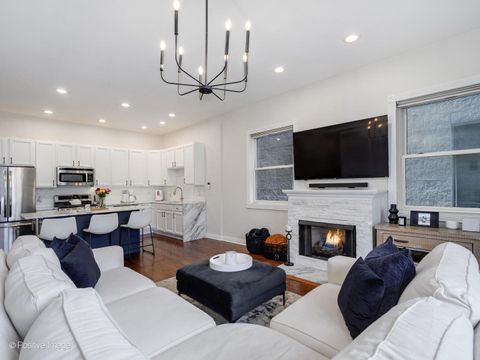 Tiny photo for 463 N GREEN Street #2S, Chicago, IL 60642 (MLS # 12505591)