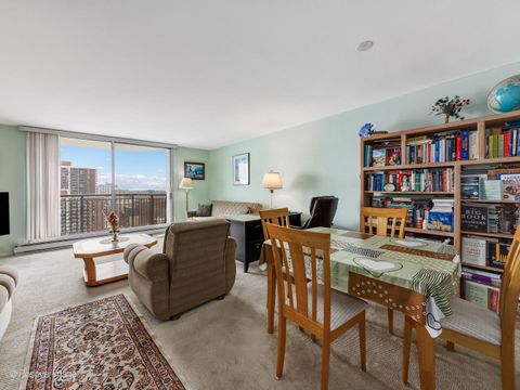 Tiny photo for 6007 N Sheridan Road #17G, Chicago, IL 60660 (MLS # 12529822)