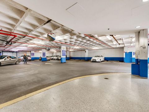 Tiny photo for 6007 N Sheridan Road #17G, Chicago, IL 60660 (MLS # 12529822)