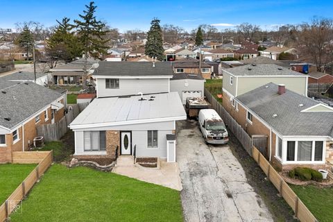 Tiny photo for 4680 W 83rd Street, Chicago, IL 60652 (MLS # 12613432)