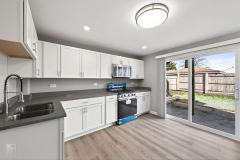 Tiny photo for 4680 W 83rd Street, Chicago, IL 60652 (MLS # 12613432)